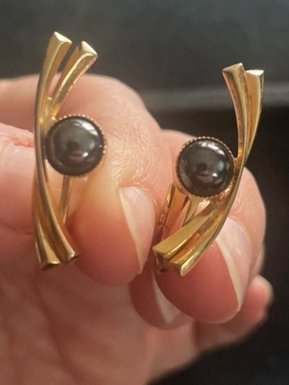 Vintage Mid-Century Gold Tone Hematite Clip-On Earrings